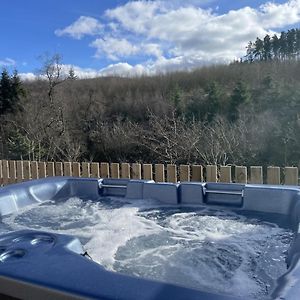 Two Bedroom Caravan Hot Tub